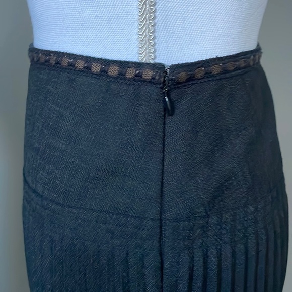 ANN TAYLOR ACCORDION PLEATS DROP WAIST CHARCOAL GREY/BLACK SWING SKIRT - Picture 4 of 12